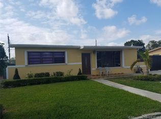 1214 W 83rd St, Hialeah, FL 33014