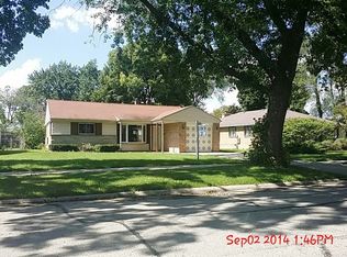 1106 E Grant Dr, Des Plaines, IL
