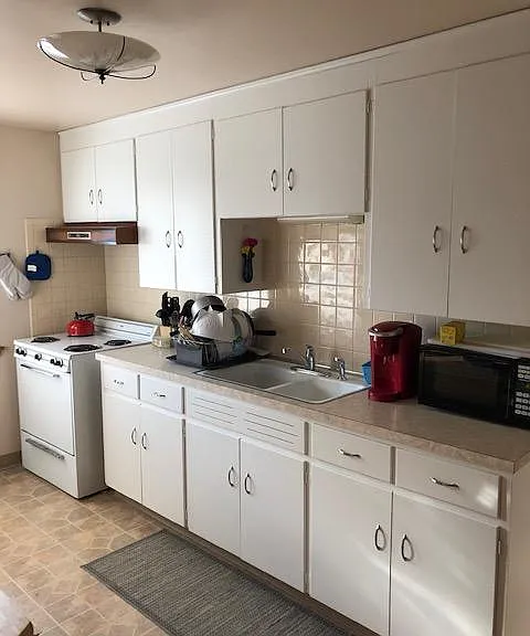 27 Forrestal Ln #2 — Photo 1