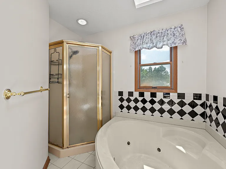 1450 Rusnak Trl — Photo 46