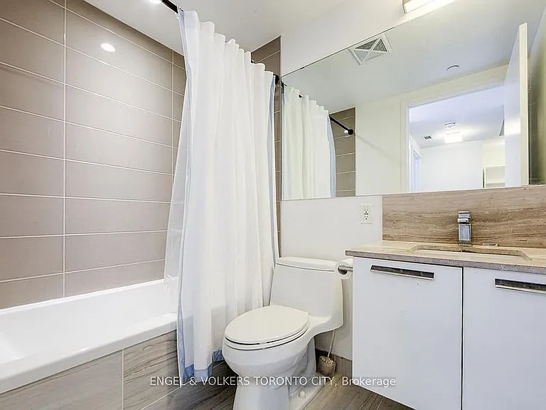 28 Wellesley St E #1104 — Photo 55