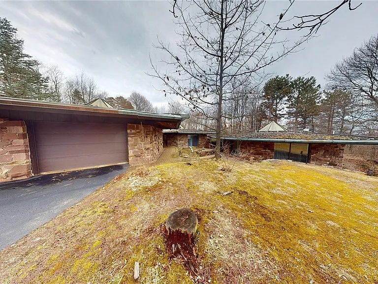 200 Steele Rd — Photo 24