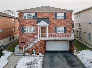 66 Veltri Ln, Yonkers, NY 10704