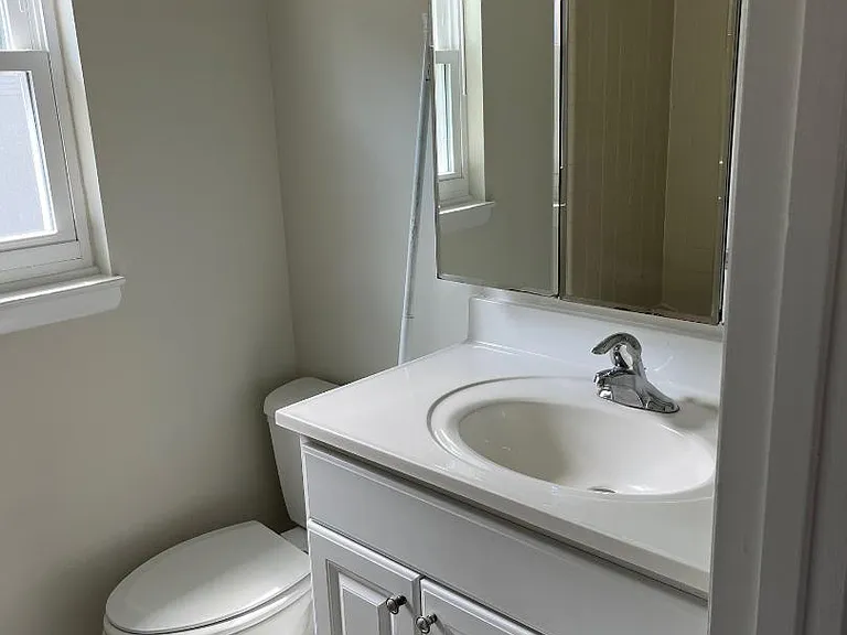 2824 W Moreland Rd #2 — Photo 5