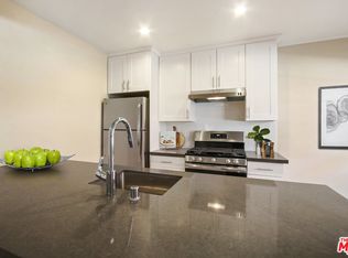 814 2nd St #818-D, Santa Monica, CA 90403