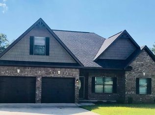 20 Hidden Springs Ct, Dothan, AL 36305