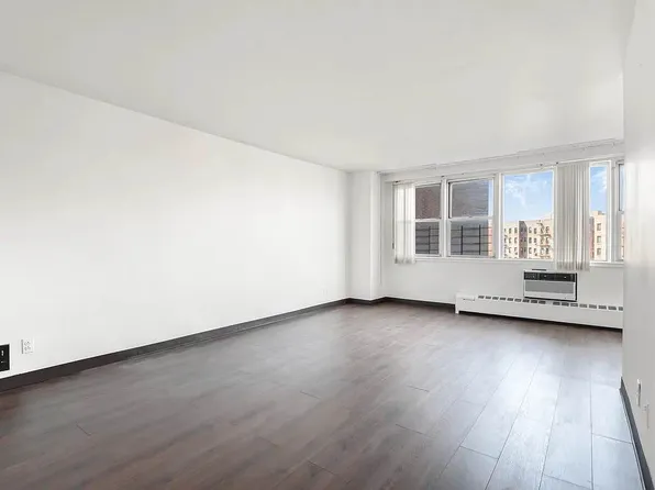 1655 Flatbush Avenue image 3 of 15