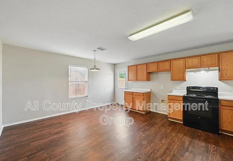 4909 Wildcreek Way — Photo 5