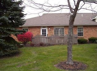 35304 Greenwich Ave, North Ridgeville, OH 44039
