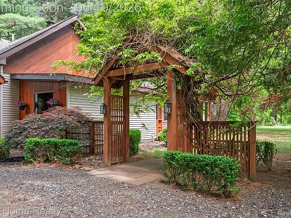 3rd image of 4474 Five Lakes Rd