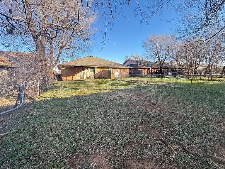 242 Barrett Pl — Photo 21
