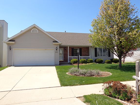 2nd image of 5619 N Stonewood Ct