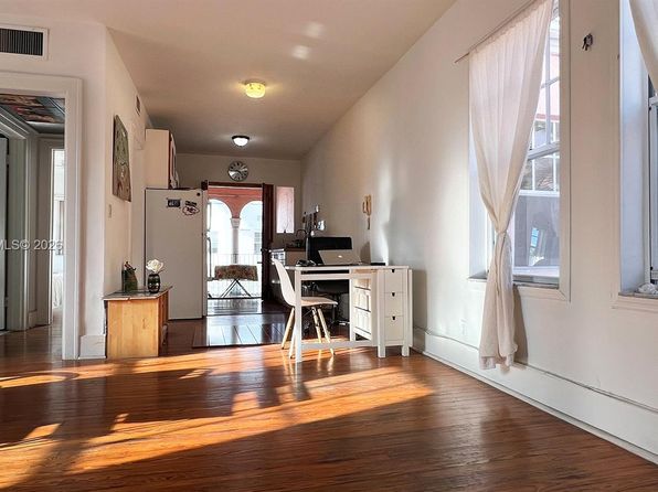 756 Meridian Ave APT 10