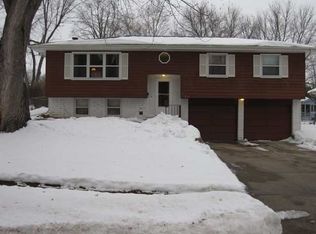 9618 Taylor St, Omaha, NE 68134