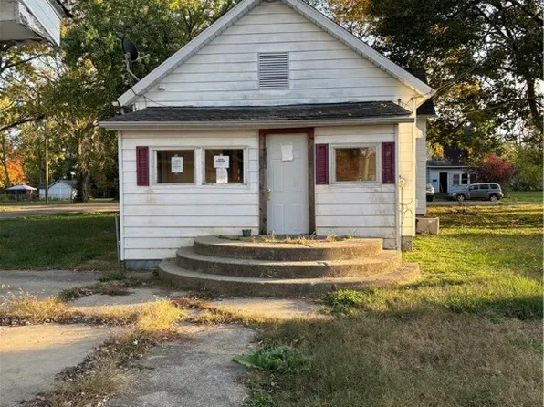 221 E Monroe St, Paris, IL 61944