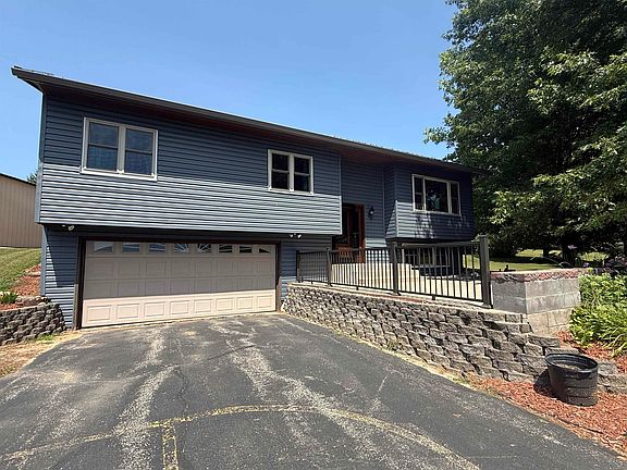 4th image of 23578 Delrae Ave