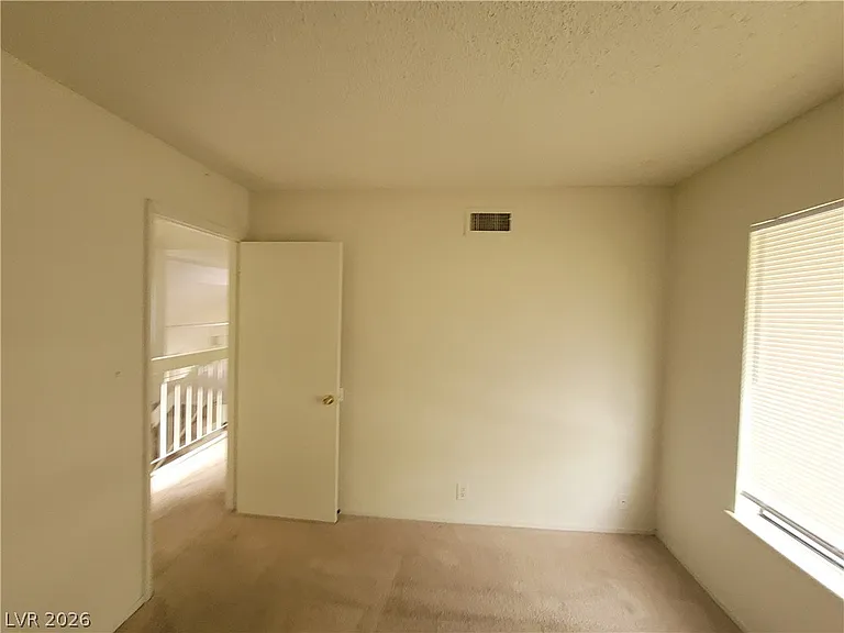 4760 Woodridge Rd — Photo 54