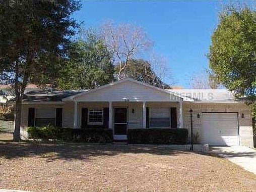 1st image of 230 Edgewood Dr