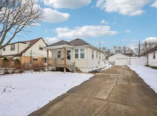4928 N 107th St, Milwaukee, WI 53225