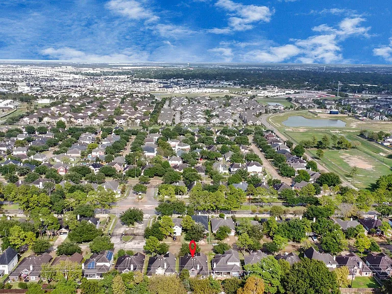 23939 River Place Dr — Photo 45