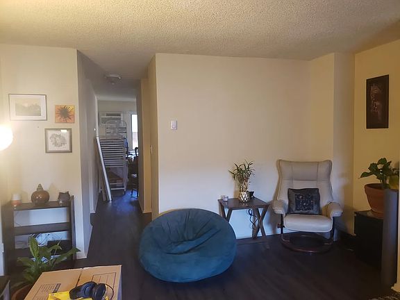2nd image of 4460 Overland Ave APT 46