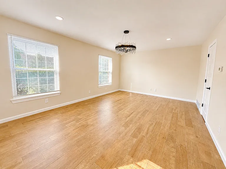 1 Kerwick Ct — Photo 6