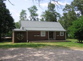 1380 Hebron Church Rd, Bruceton, TN 38317