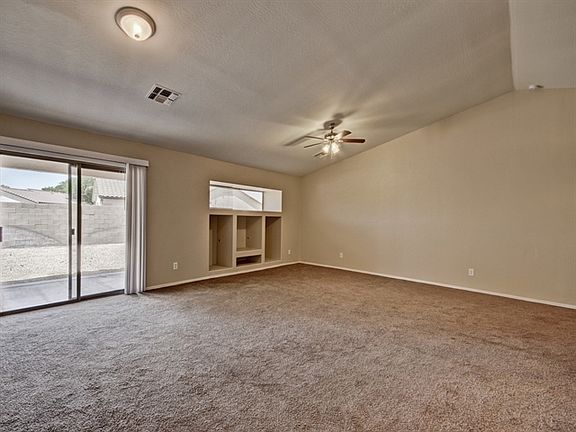 4th image of 2604 N 105th Dr