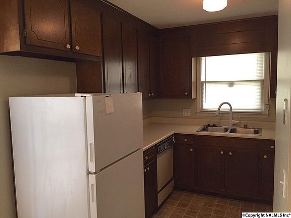 4th image of 4432 Bonnell Dr NW APT B