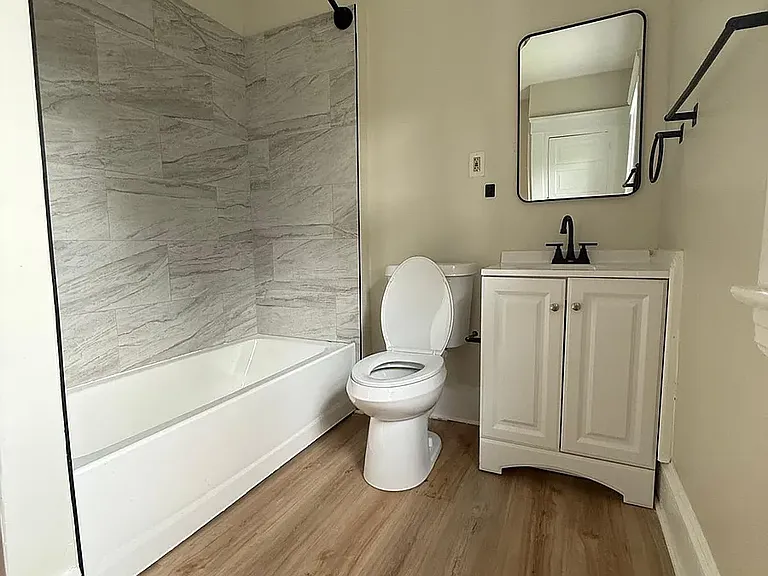 10402 Kempton Ave — Photo 13