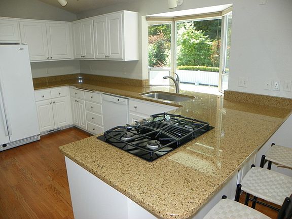 5th image of 8320 David Day Dr NW