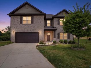 203 Rye Cir, Huntsville, AL 35811