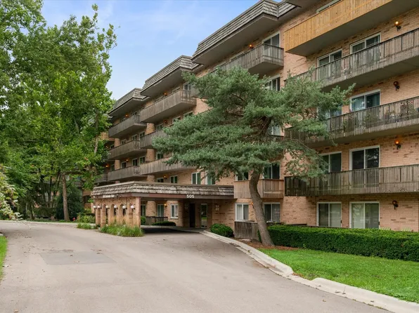 505 Redondo Dr APT 504, Downers Grove, IL 60516
