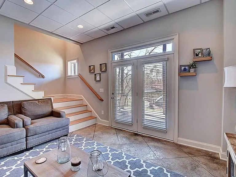 121 Lake Haven Dr — Photo 27