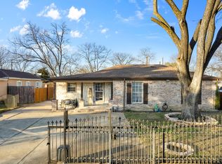 8637 Grovecrest Dr, Dallas, TX 75217