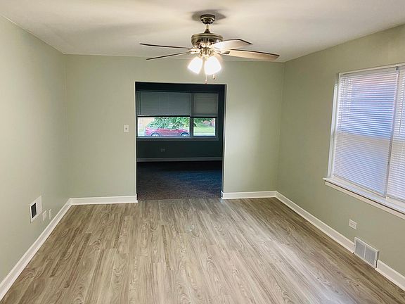 4th image of 2628 N 74th Ave #1