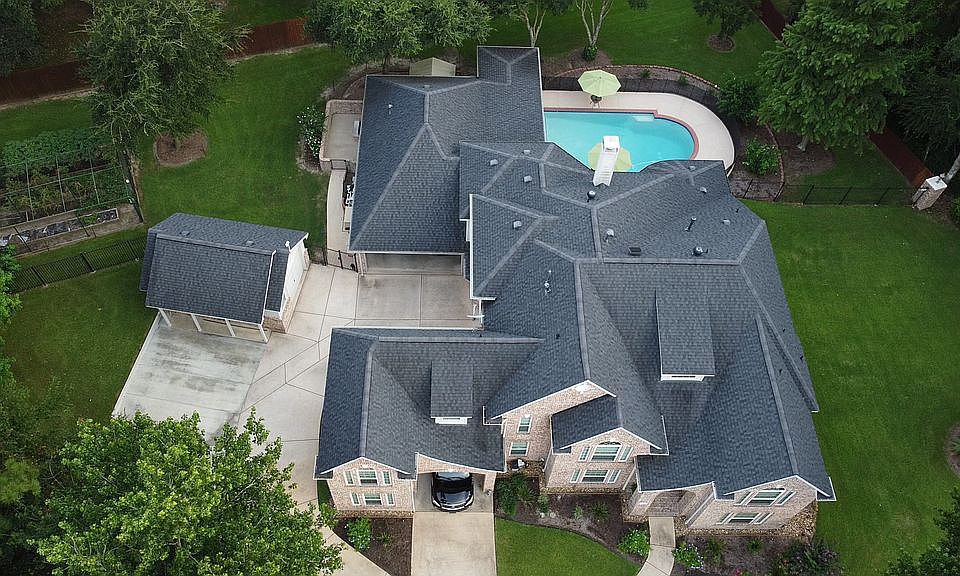 2nd image of 8978 Fallsbrook Ct