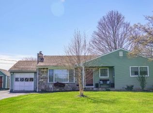 21 Manners Rd, Ringoes, NJ 08551