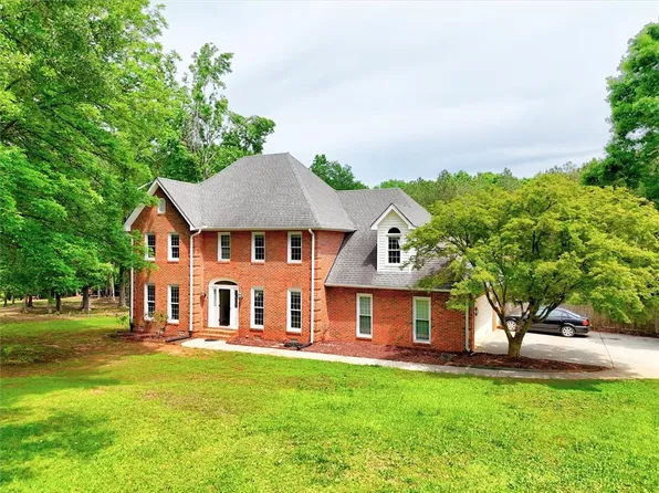 1208 Marett Rd, Pendleton, SC 29670