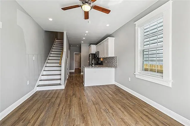 4133 Clara St — Photo 6