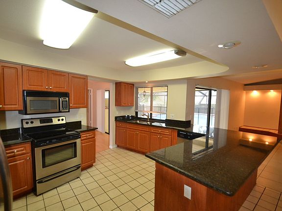 3rd image of 2712 Berryknoll Pl