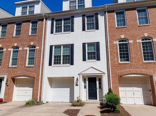 504 N Thomas St UNIT J, Arlington, VA 22203