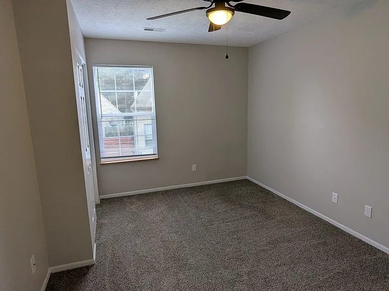 873 Kerns Dr NE — Photo 11
