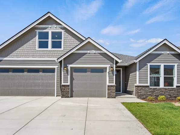 471 Arrowhead Trl #514, Eagle Point, OR 97524