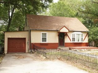 808 Michigan St, Leavenworth, KS 66048