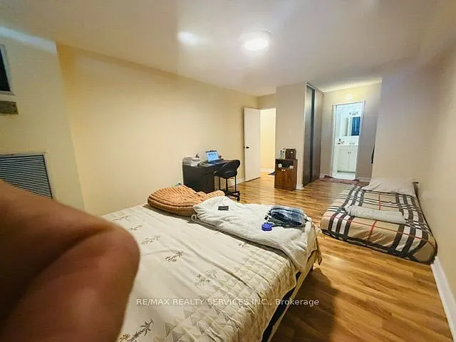 25 Kensington Rd #1402 — Photo 15