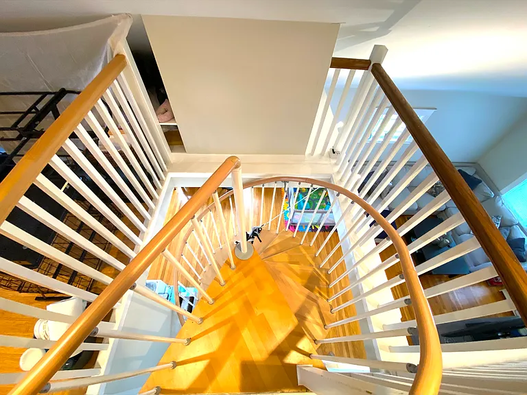 33 Knoll St #2 — Photo 28