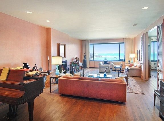 2nd image of 179 E Lake Shore Dr Unit 15E
