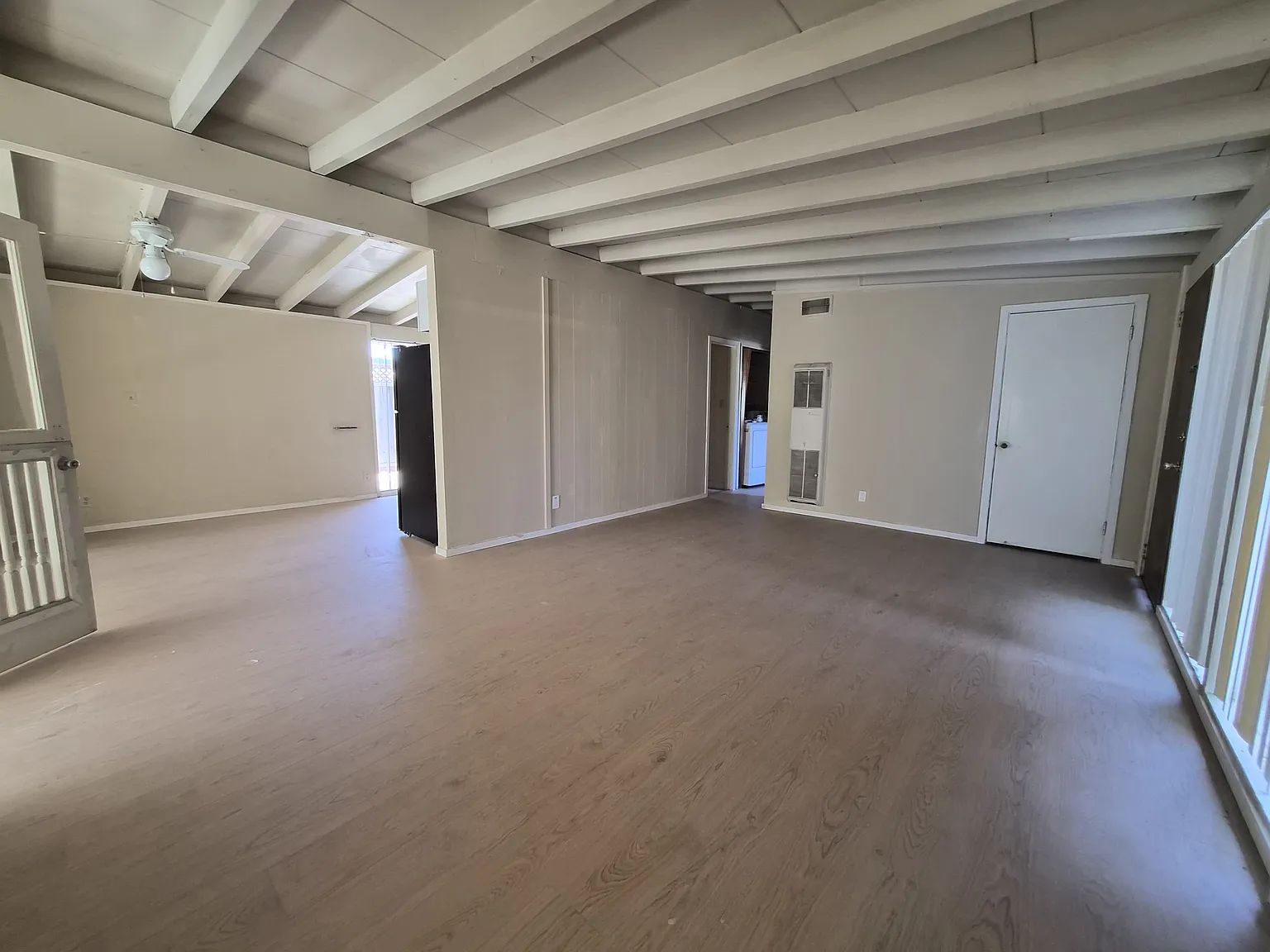 3 bed, 1104 sqft, $4,000 — Photo 2