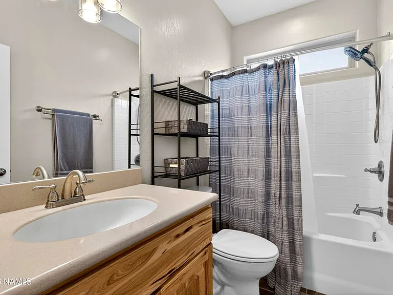 10418 Lundin Rd — Photo 6